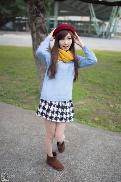 小萝莉献身取精图片